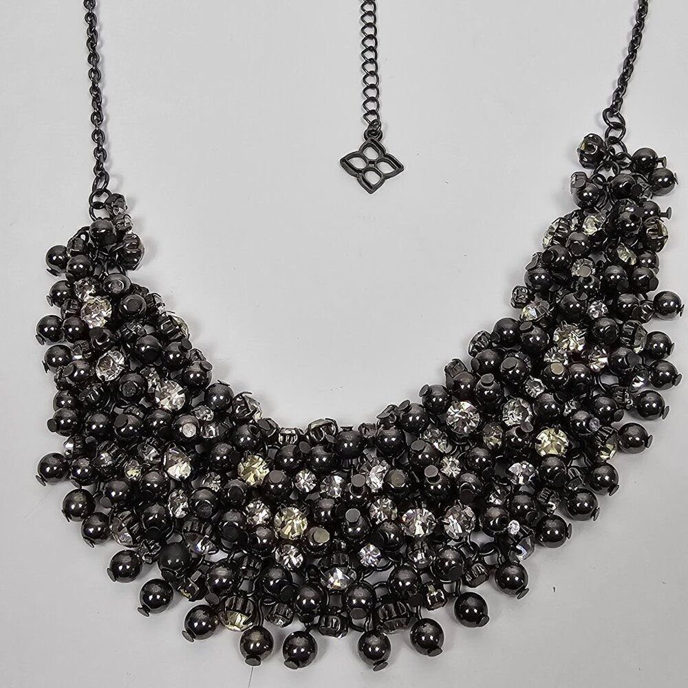 BCBGMaxAzria Statement Necklace Bead Bib Chunky Gunmetal Tone Crystal Rhinestone - Picture 3 of 9